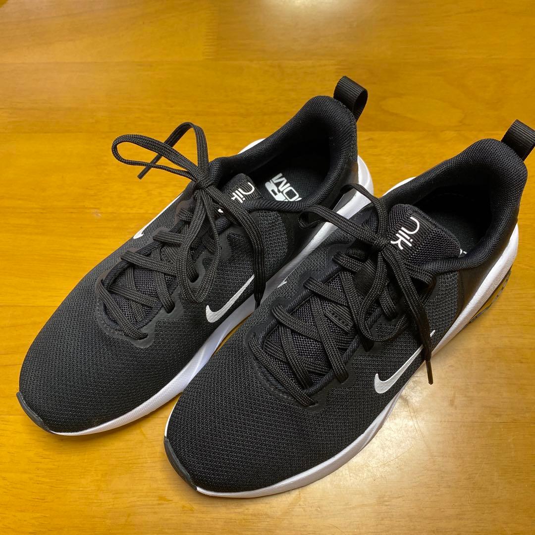 ナイキ ベラ 7 ウィメンズ ワークアウトシューズ /Black 23.5センチ