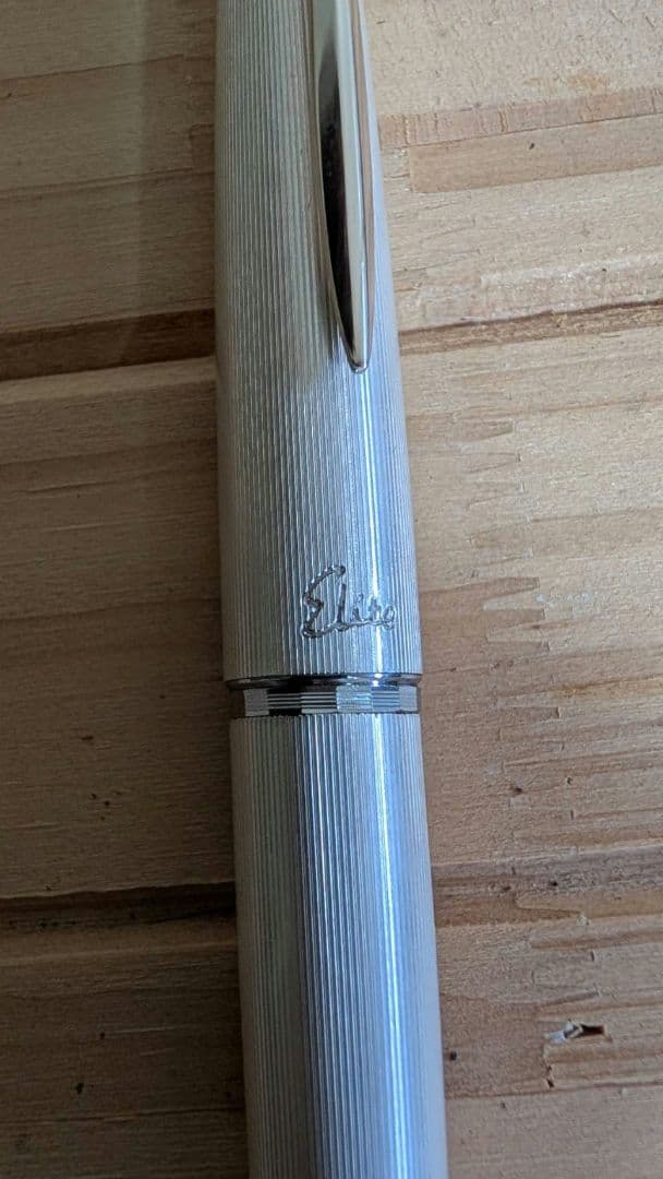 PILOTエリートシルバー ストライプデザイン 万年筆 K18 750刻印