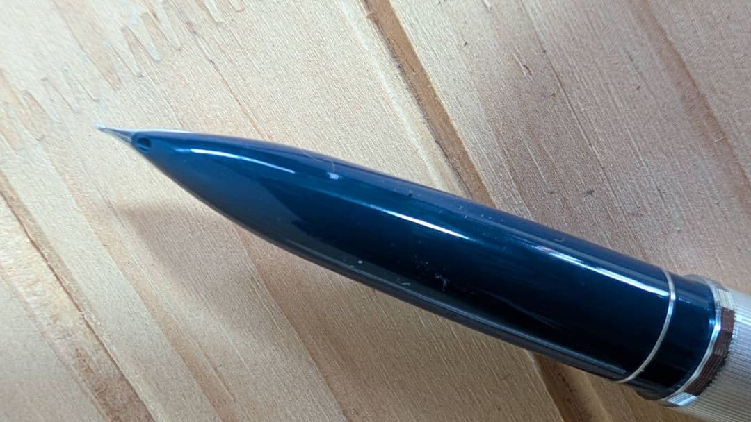 PILOTエリートシルバー ストライプデザイン 万年筆 K18 750刻印