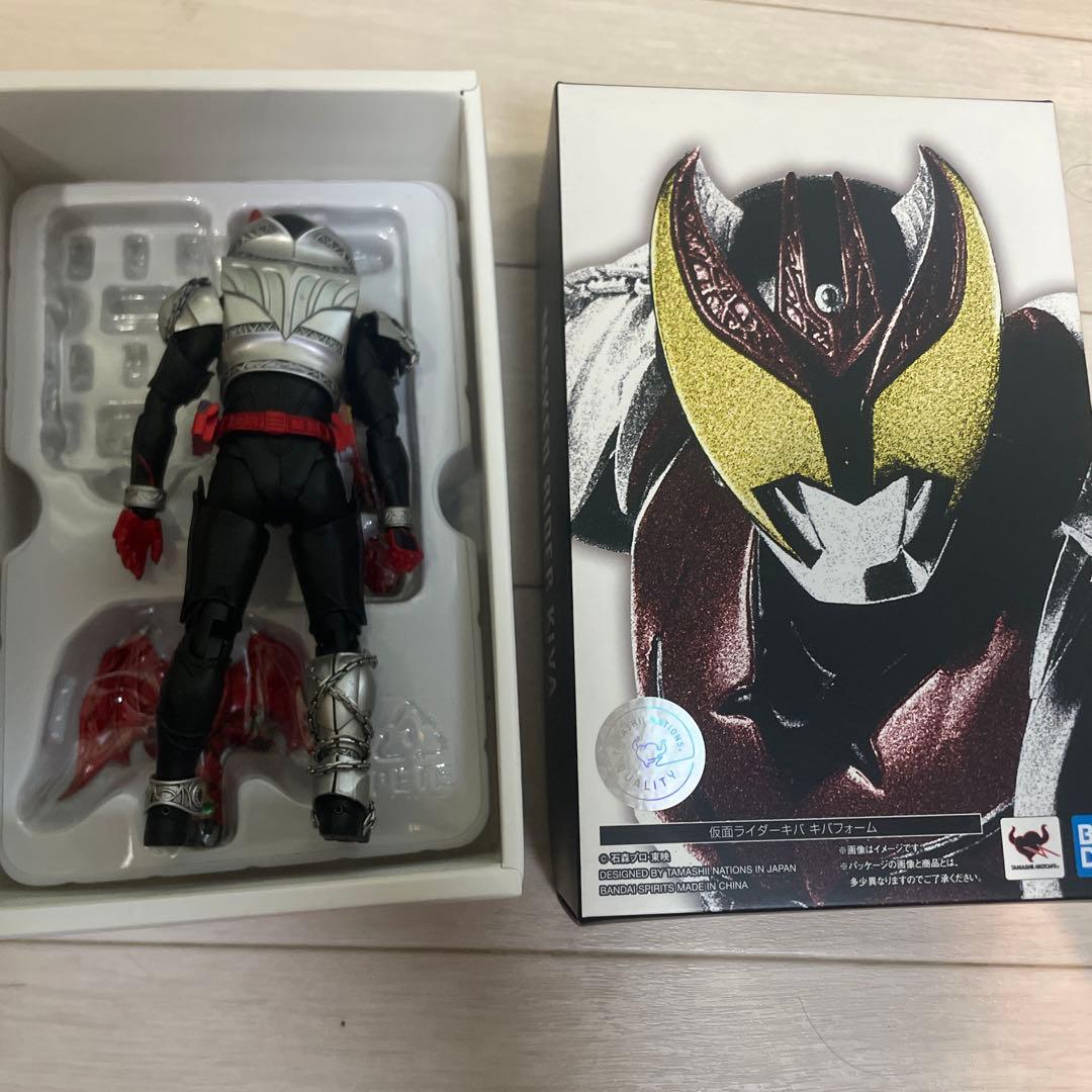 SHフィギュアーツ　仮面ライダーキバ　キバフォーム　真骨頂