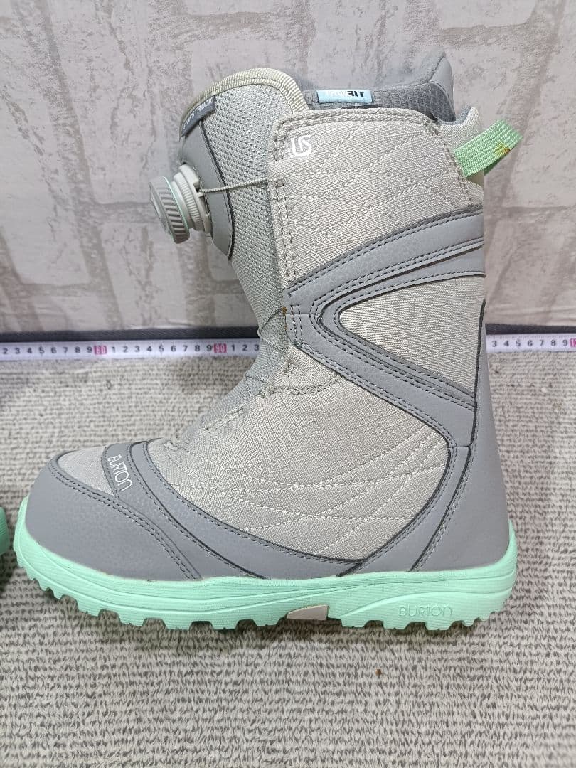 BURTON STARSTRUCK BOA 23センチ バートン レディース