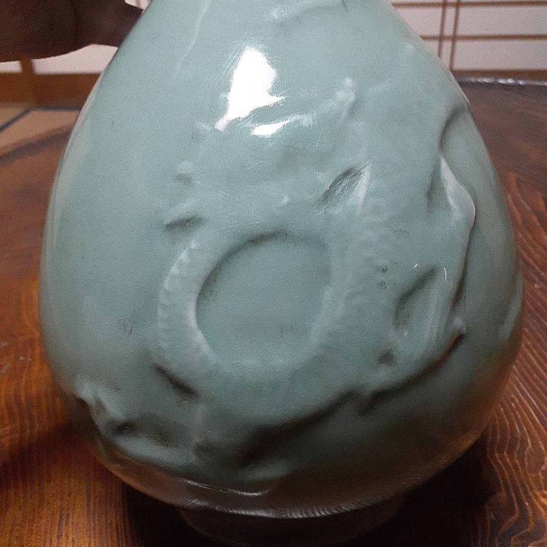 中国元時代龍泉窯浮彫雲龍図大花瓶