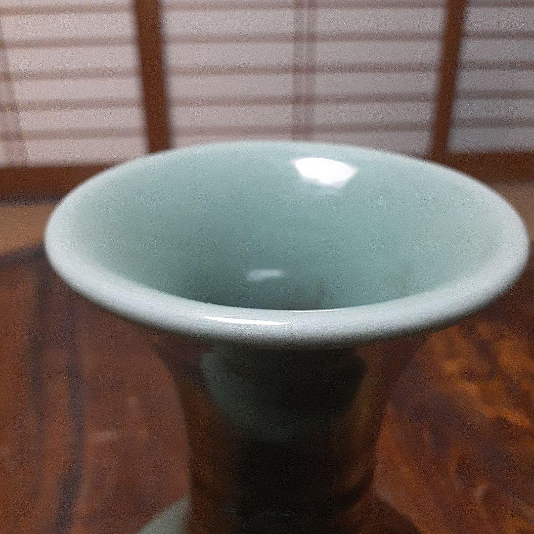 中国元時代龍泉窯浮彫雲龍図大花瓶