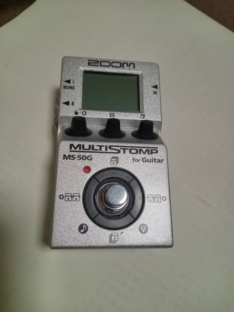 ZOOM MS-50G　 マルチエフェクター　と　 BOOK