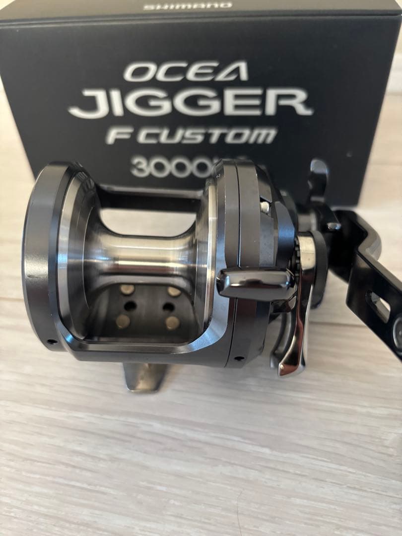 オシアジガー　Fカスタム　3000HG シマノ　OCEA JIGGER