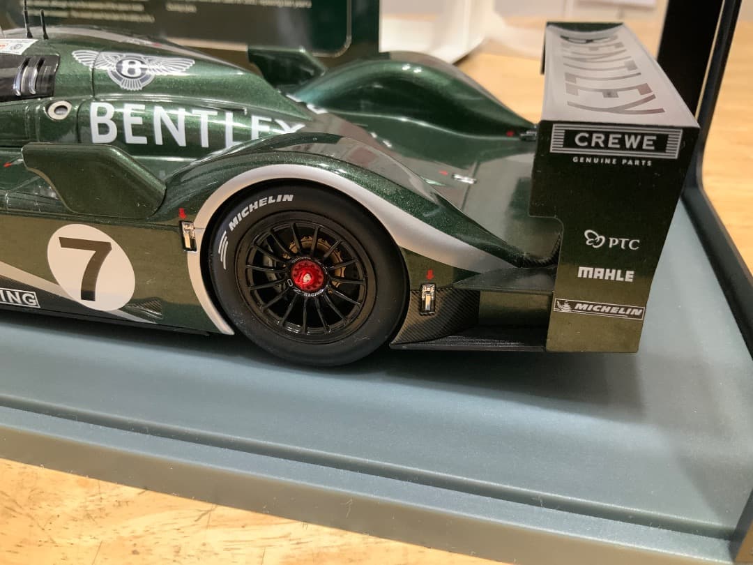 AUTOart 1/18 Bentley Speed 8 オートアート