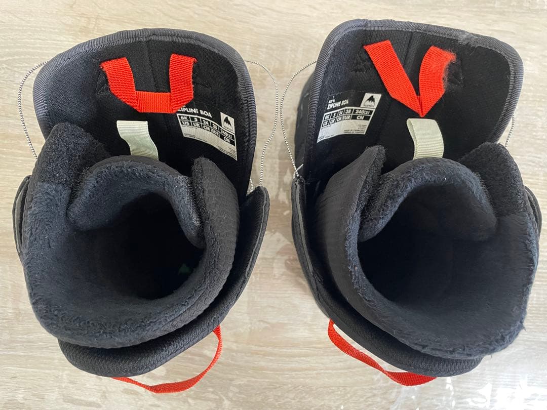 BURTONブーツ24㎝