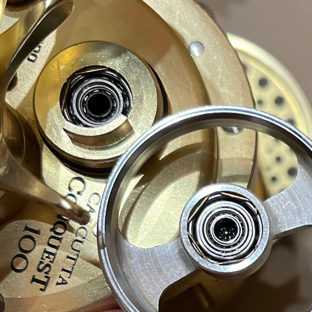 シマノ　01 カルカッタコンクエスト 100 アベイル Avail