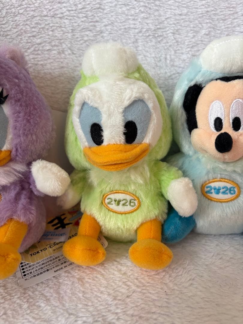 【新品】2026干支ぬいぐるみバッジ　ミッキー&ミニー&ドナルド&デイジー