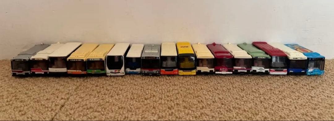 トミカ　バス　17台セット　まとめ売り