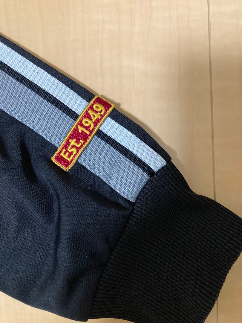 【美品】【レア品】Onitsuka Tiger ブラック ジャージジャケット