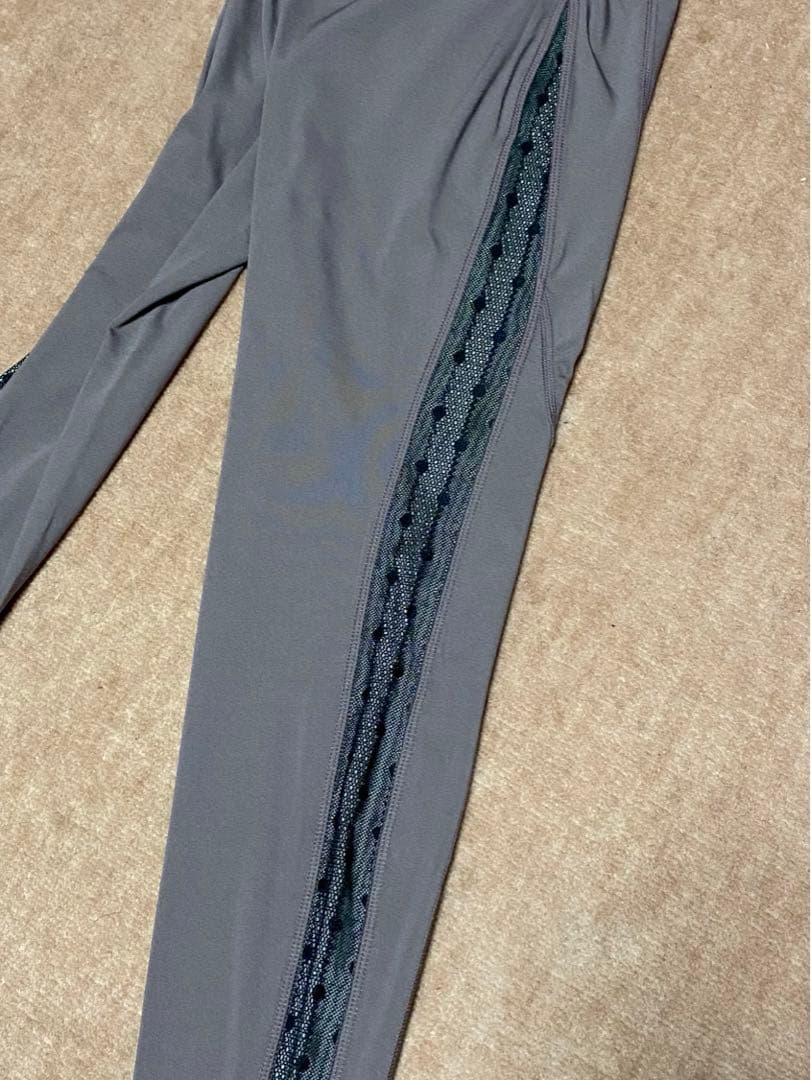 ☆チャコットヨガパンツドット新品未使用Ｌ