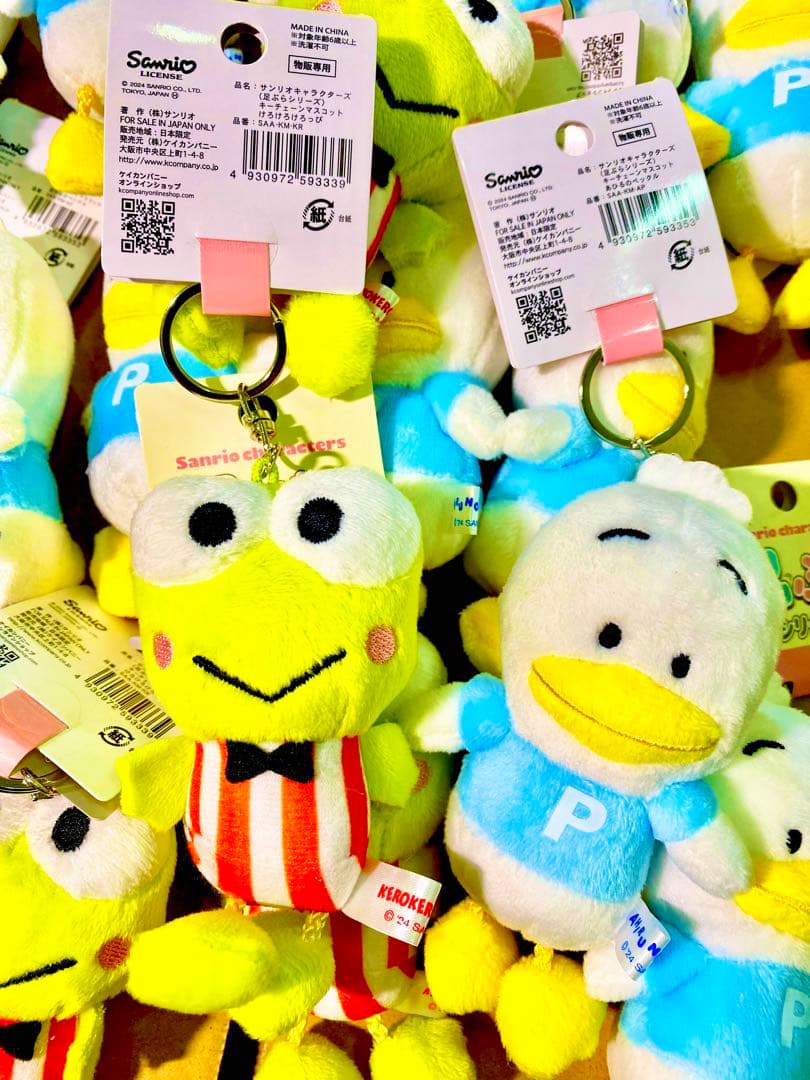 新品24個　 サンリオ　キャラクターズ （足ぶらシリーズ） サンリオ　キャラク