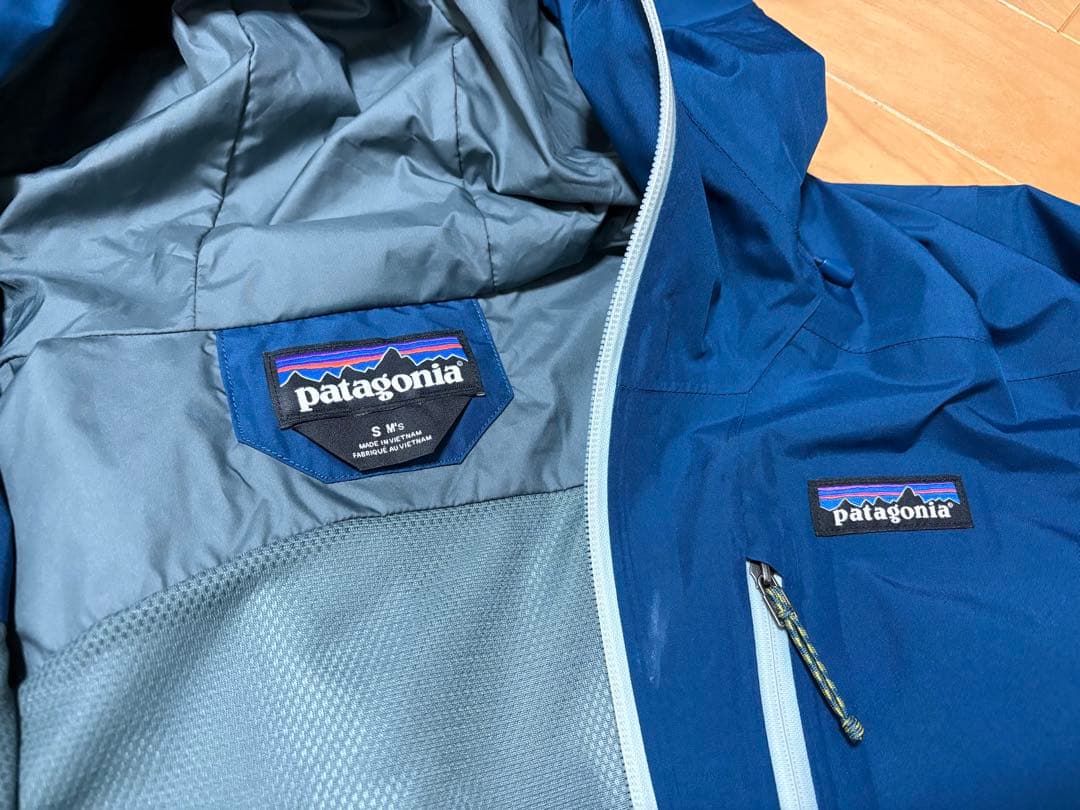 patagonia パウダー・タウン・ジャケット（Sサイズ）