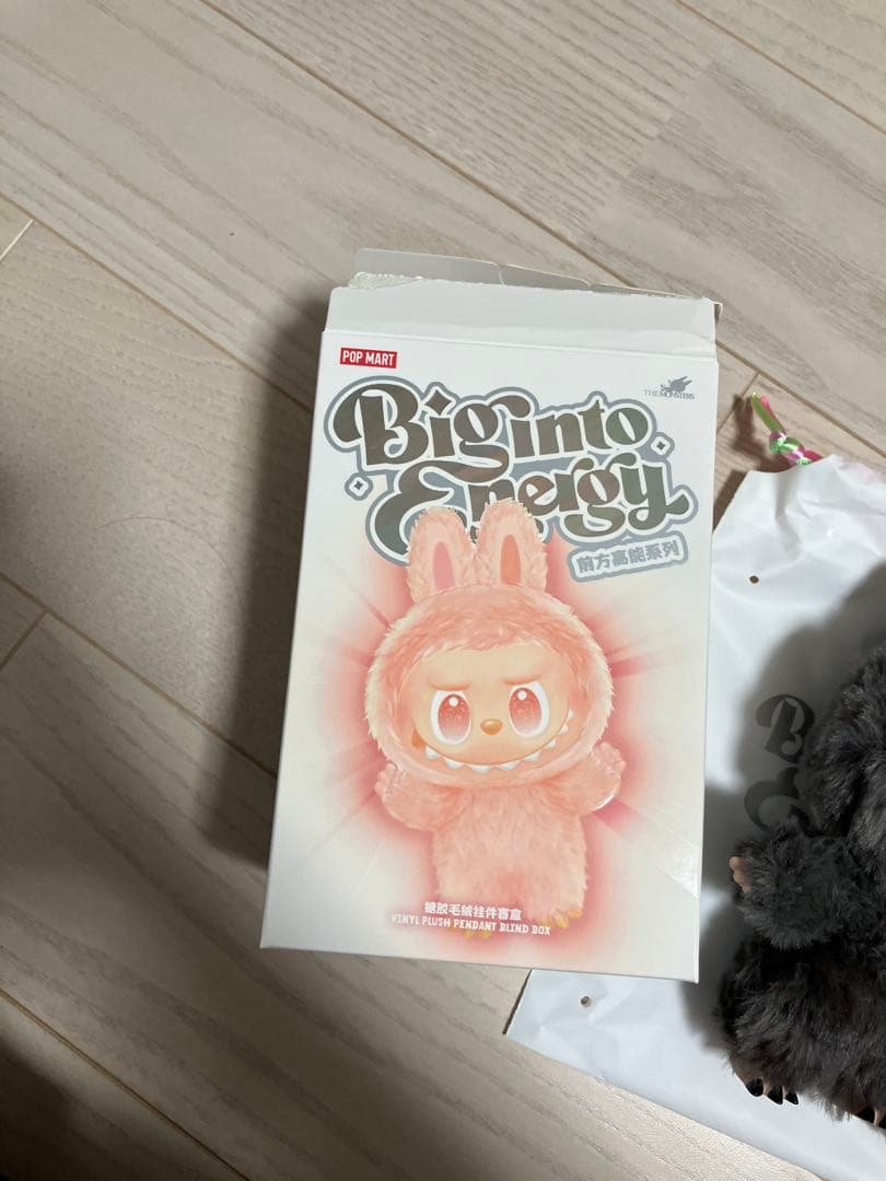 【正規品】ポップマート　ラブブ　シークレット　新品未使用品