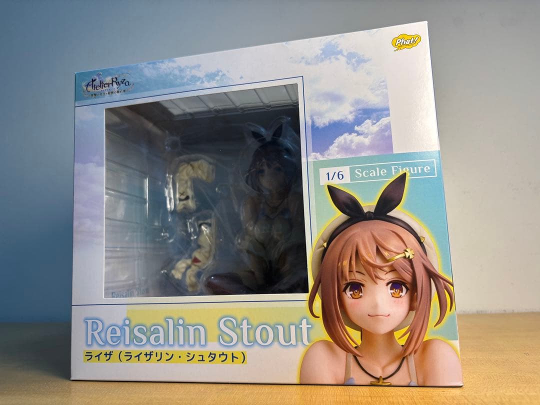 ライザ　フィギュア　1/6 ファット•カンパニー