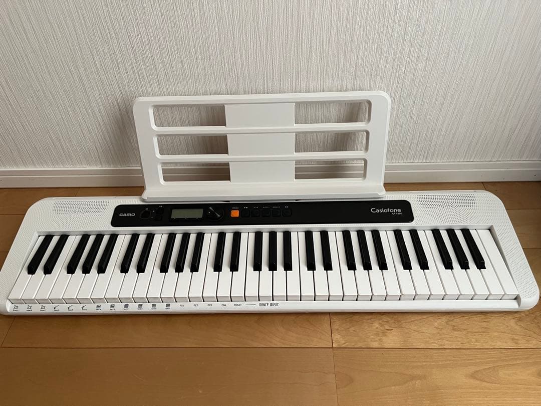カシオ　電子キーボード　CT-S200 2022年製