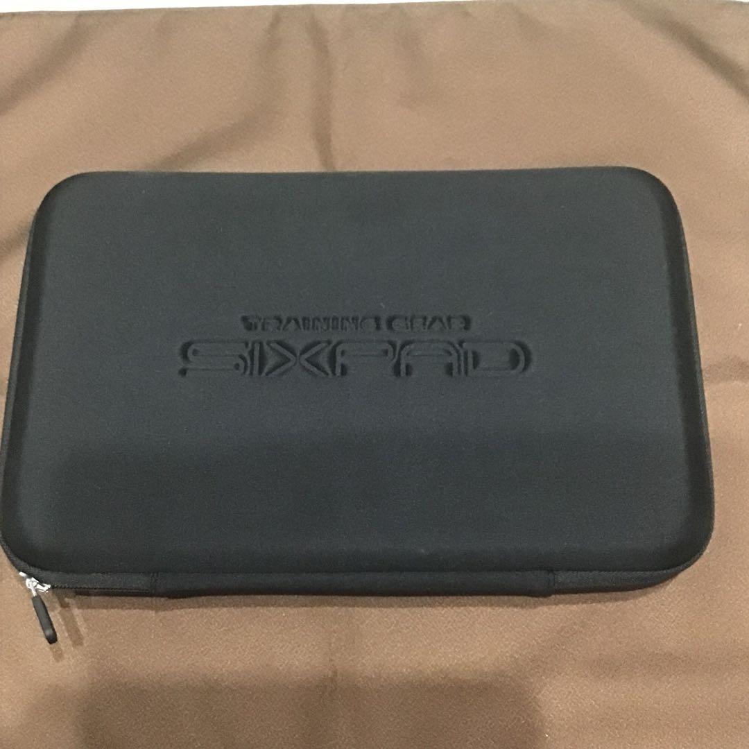 シックスパッド　パワースーツ　コアベルト　Sサイズ　コントローラ付き