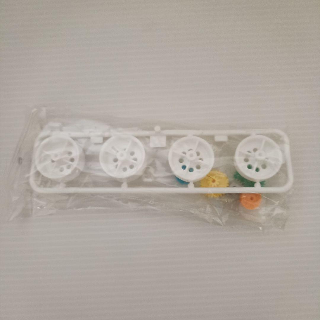 【新品未組立品】小鹿　レーサーミニ四駆　スーパーセイバー