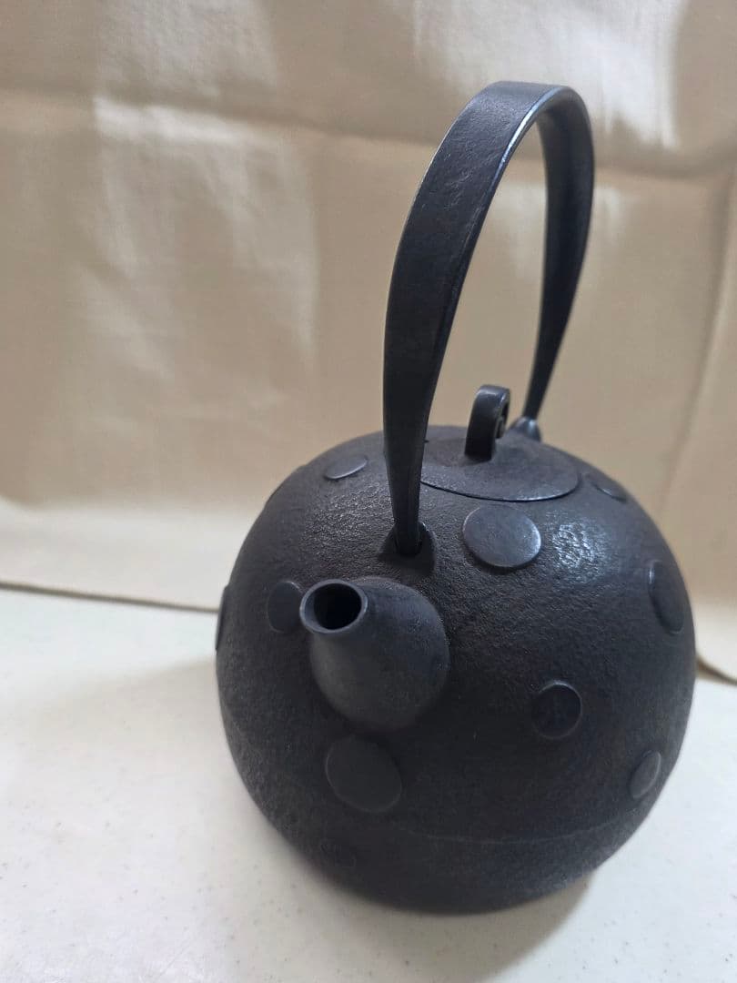 ■GLASS■ 高橋大益　鉄瓶凸玉紋　鉄瓶