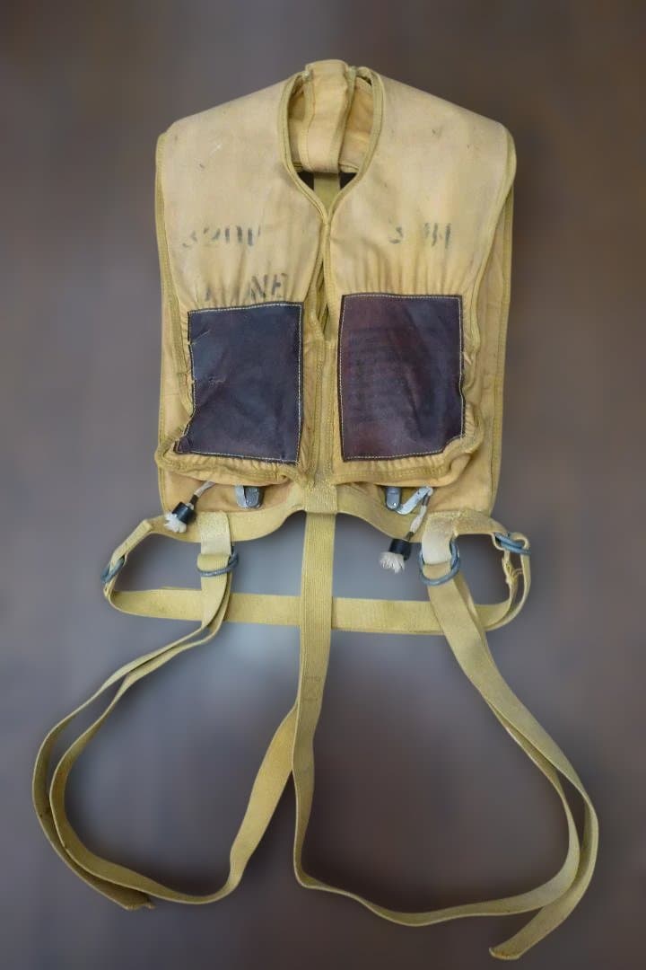 米軍実物 B-5 救命胴衣 メイウエスト LPU ライフプリザーバ USAF空軍