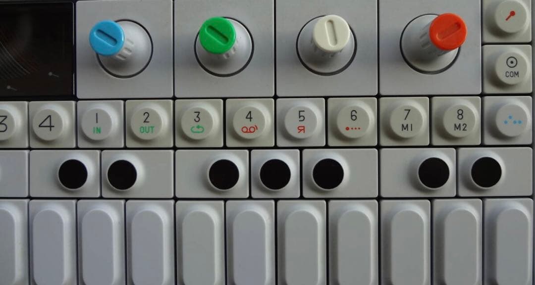 コ*タ様 最終値下げ　Teenage Engineering OP-1