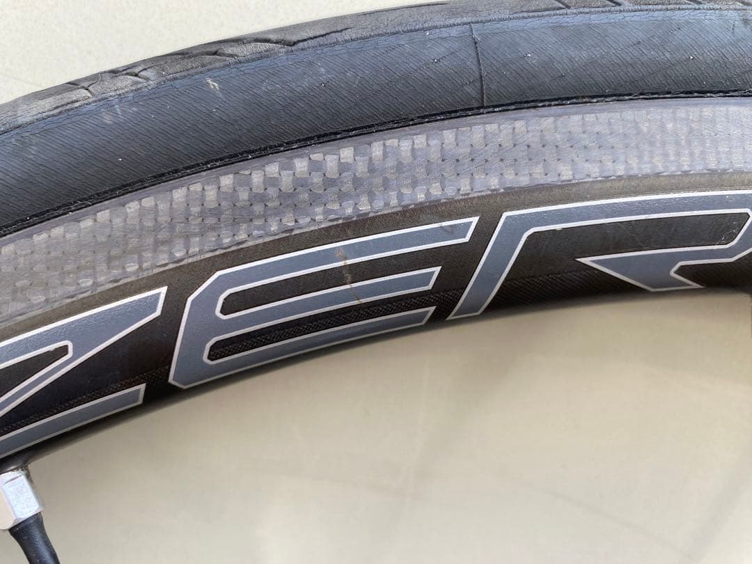 フルクラム　レーシングゼロカーボン　700c