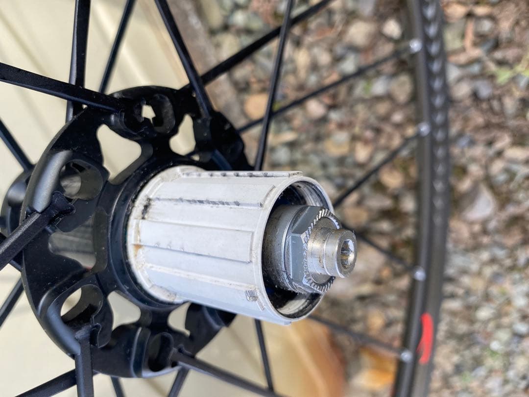 フルクラム　レーシングゼロカーボン　700c