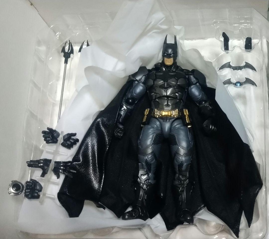 海洋堂　リボルテック　アメイジングヤマグチ　バットマン　アーカムナイト