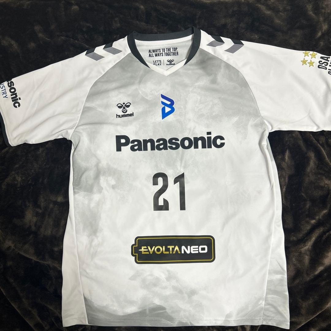 大阪ブルテオン バレーボールシャツ 21 永露元稀