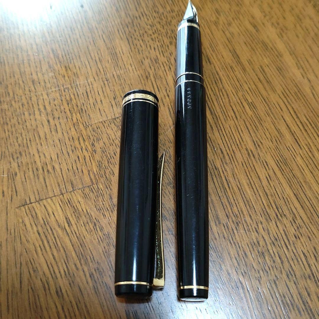 パイロット エラボー（ELABO） 万年筆 金色装飾 14K