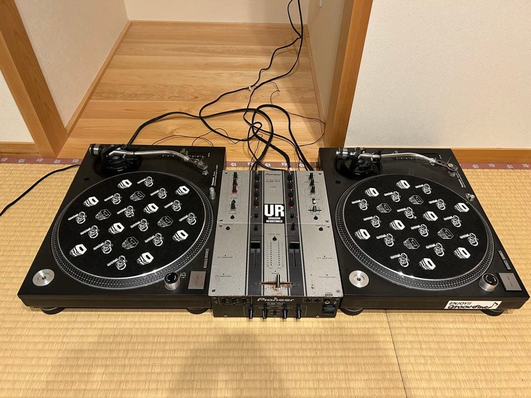 Technics SL-1200 MK5ターンテーブル 2台DJM-707