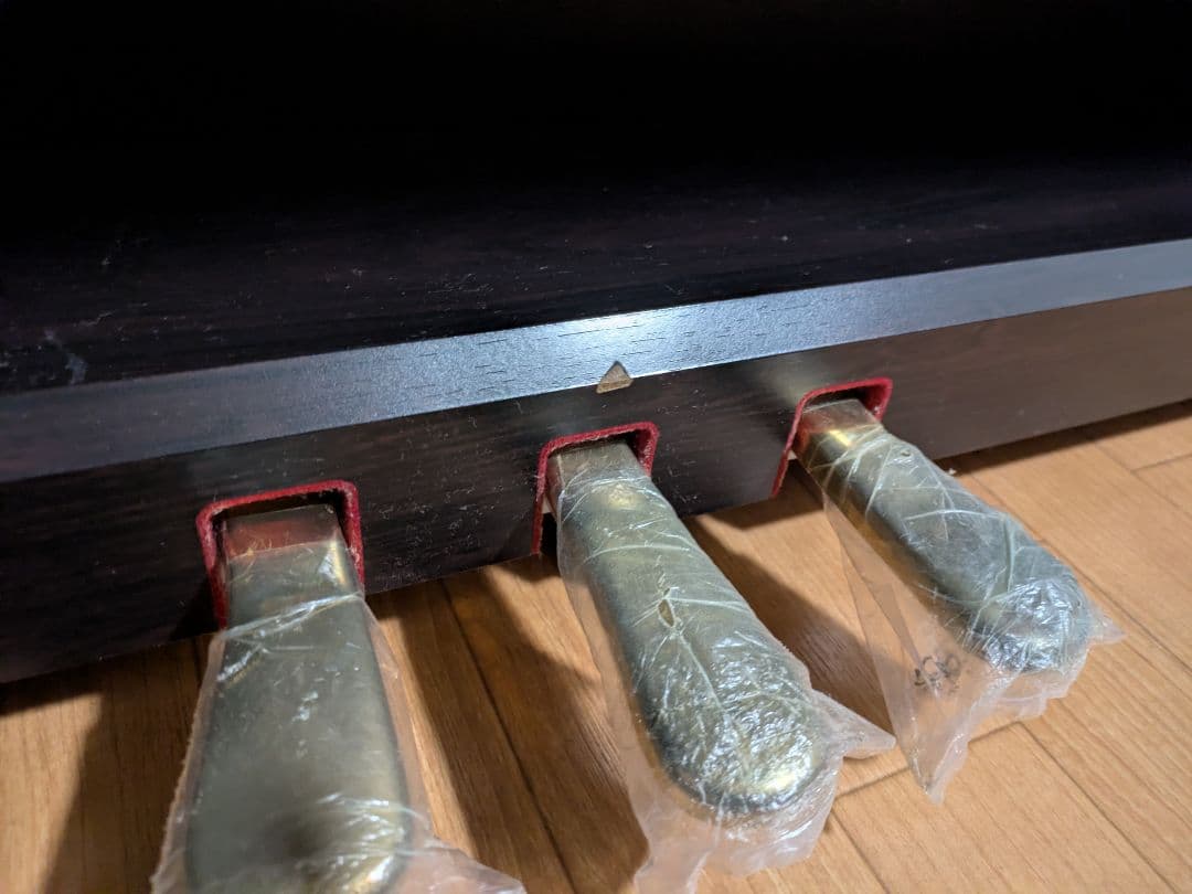 デジタルピアノ YAMAHA YDP-163R 黒 椅子付き メトロノーム付き