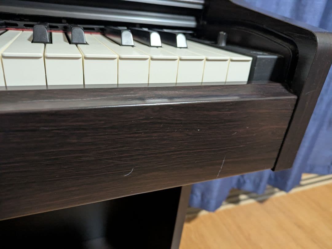 デジタルピアノ YAMAHA YDP-163R 黒 椅子付き メトロノーム付き