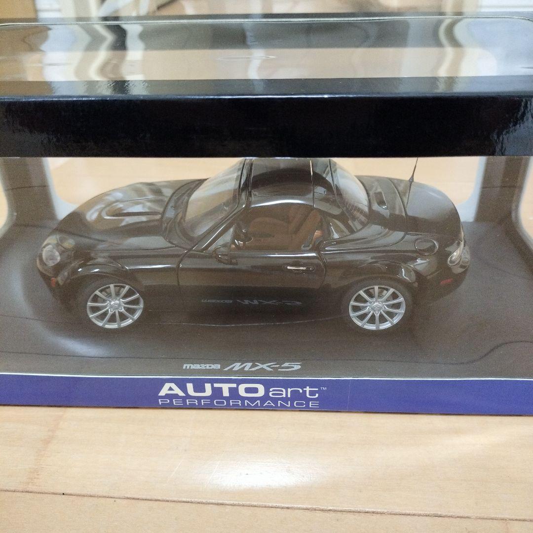 Mazda MX-5 1/18 スケールモデル