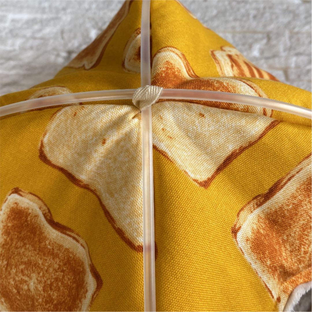 ハリネズミハウス　食パン