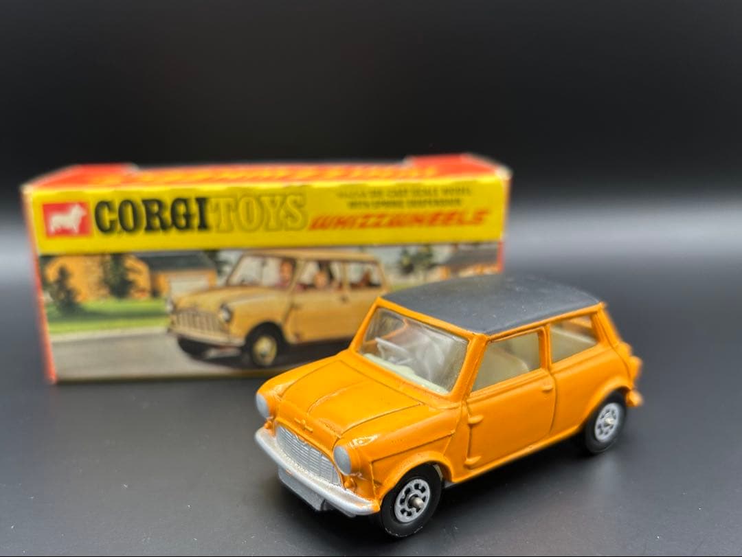 激レア！黒ルーフ　CORGI コーギ　ミニクーパー　No.204 ミニカー