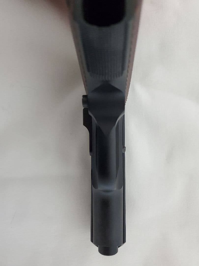 KSC M945 コンパクト 3インチ ブラックフィニッシュ　予備マガジン付き