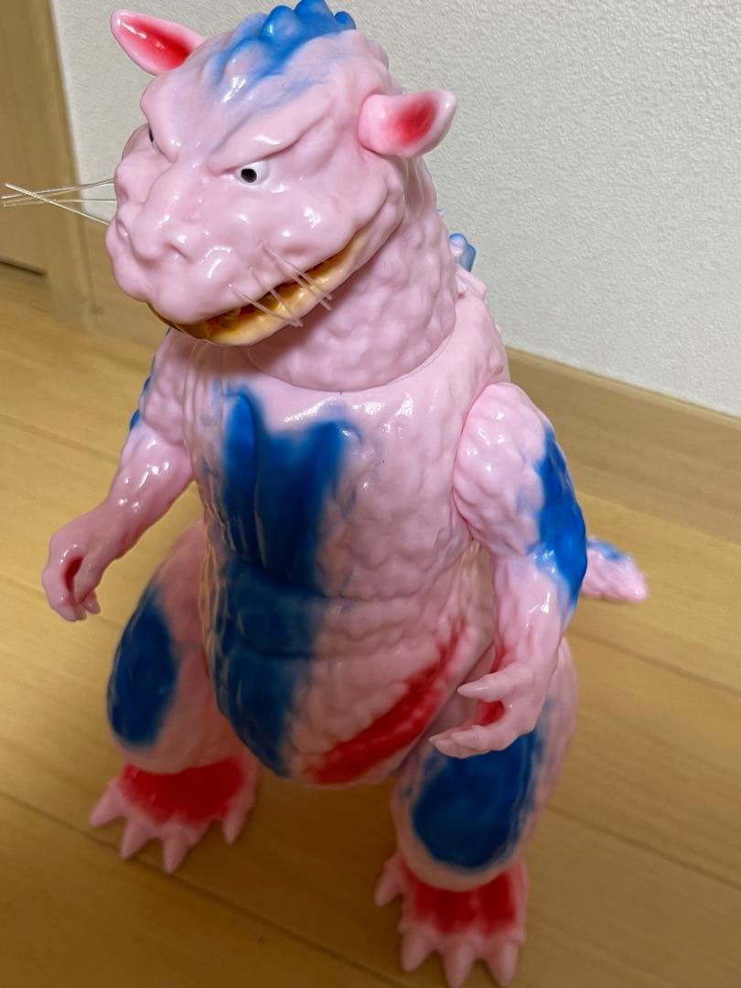 ネズラ　ゾルメン　zollmen ソフビ