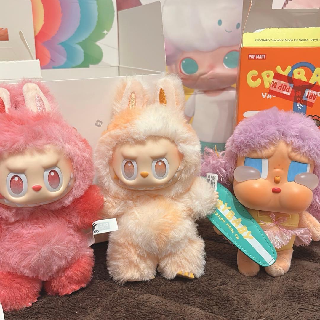 POP MART ラブブ　CRYBABY ぬいぐるみ 3体セット