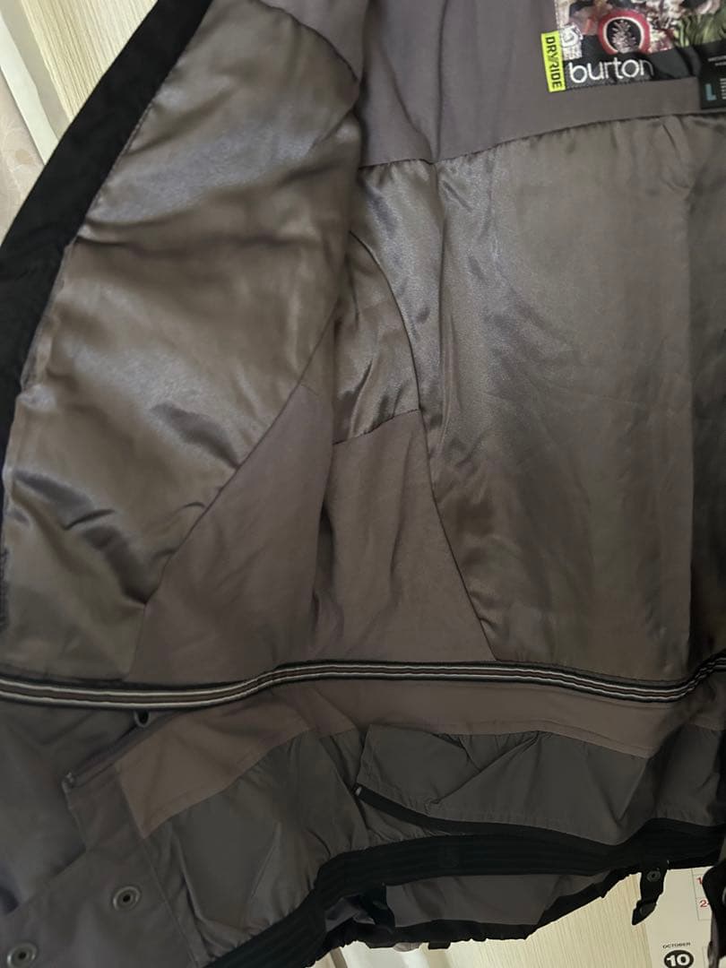 burton スノボーウェア　上下セット　レディース