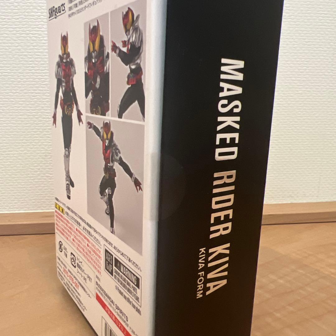BANDAI SHFiguarts 仮面ライダーキバ　キバフォーム