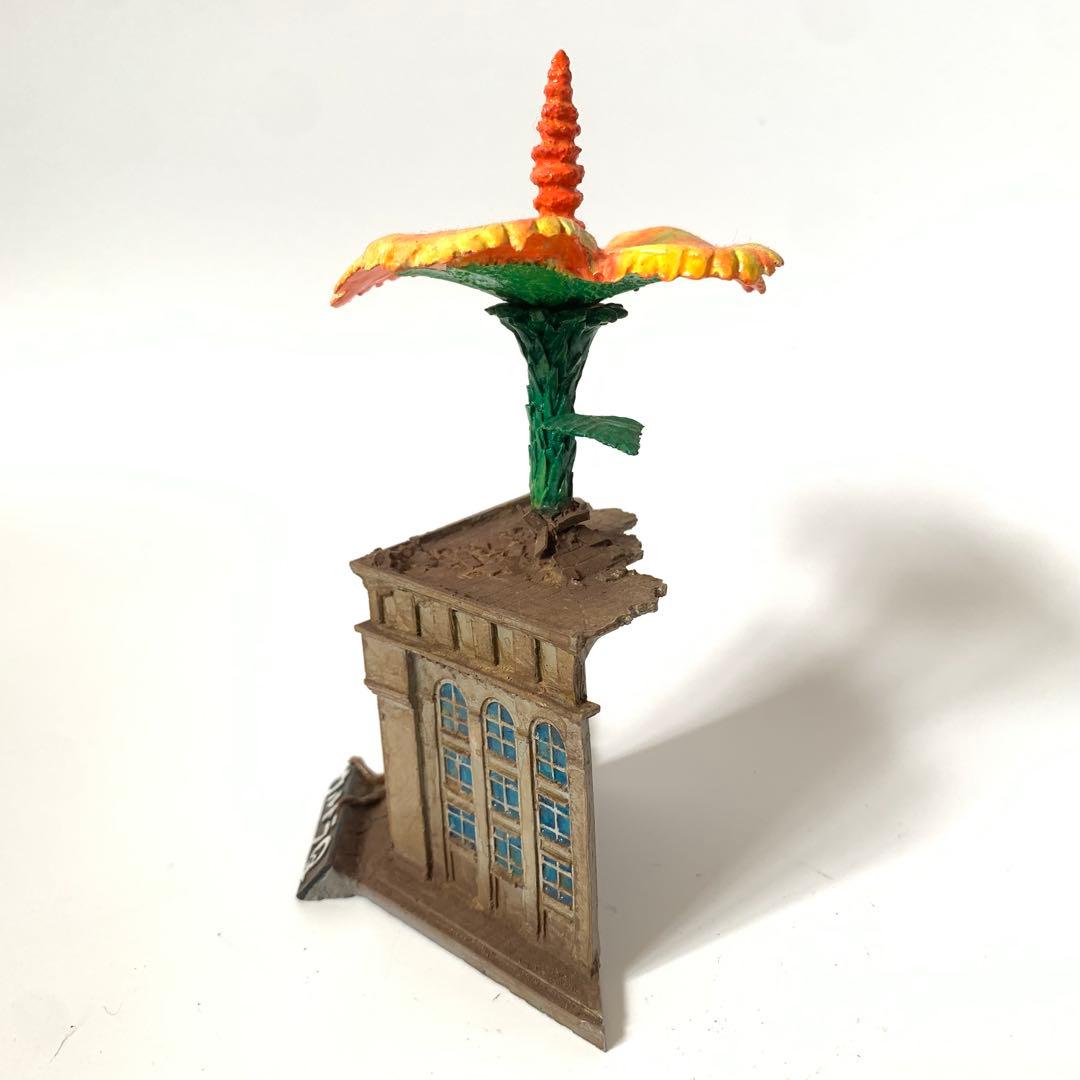 ボークス ウルトラQ マンモスフラワー 完成品 ガレージキット