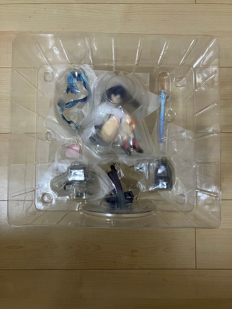 グッドスマイルカンパニー　グリッドマン宝多六花1/7スケールフィギュア