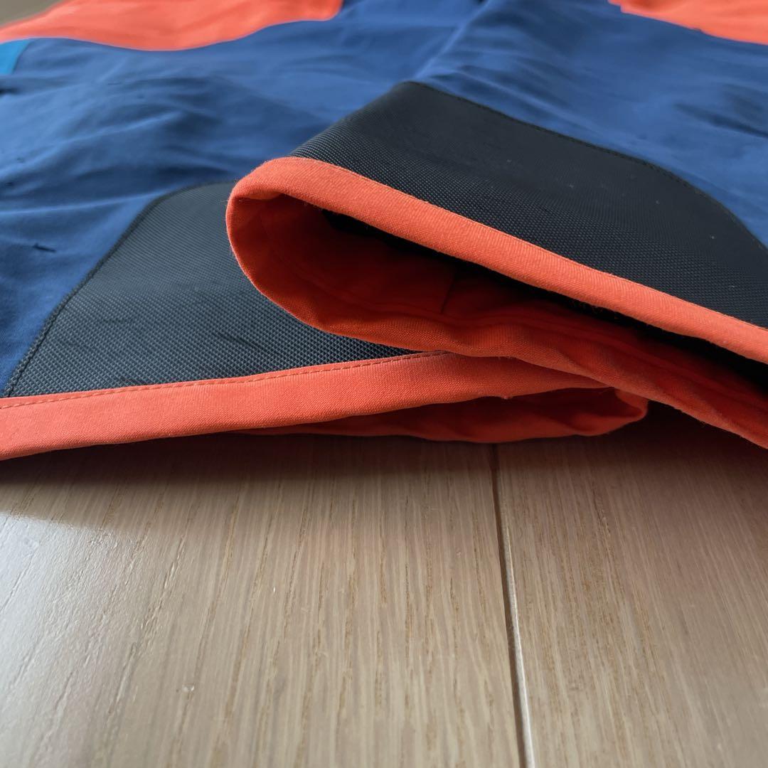 オンヨネ　ONYONE スキーウェア　デモチーム　サイズM 中古