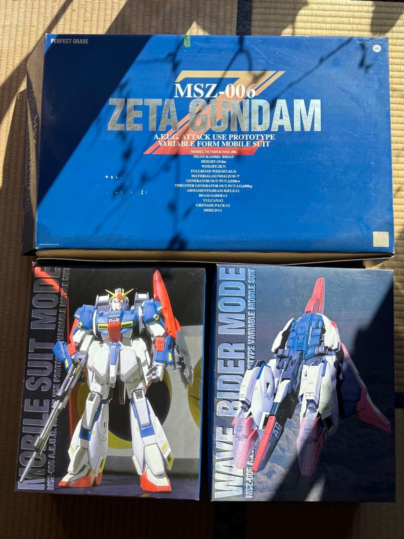 バンダイ PG 1／60 MSZ-006 ゼータガンダム　Zガンダム