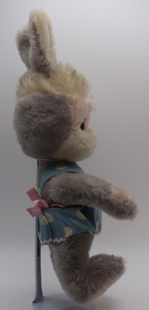 シュコー・ビゴベロ 女の子のウサギのぬいぐるみ 33cm ビンテージ品