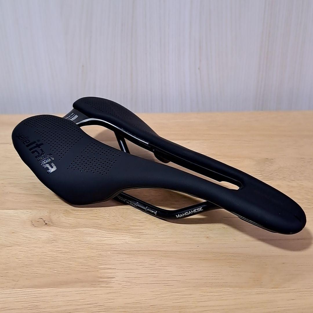 Selle Italia SLR BOOST TM スーパーフロー S3