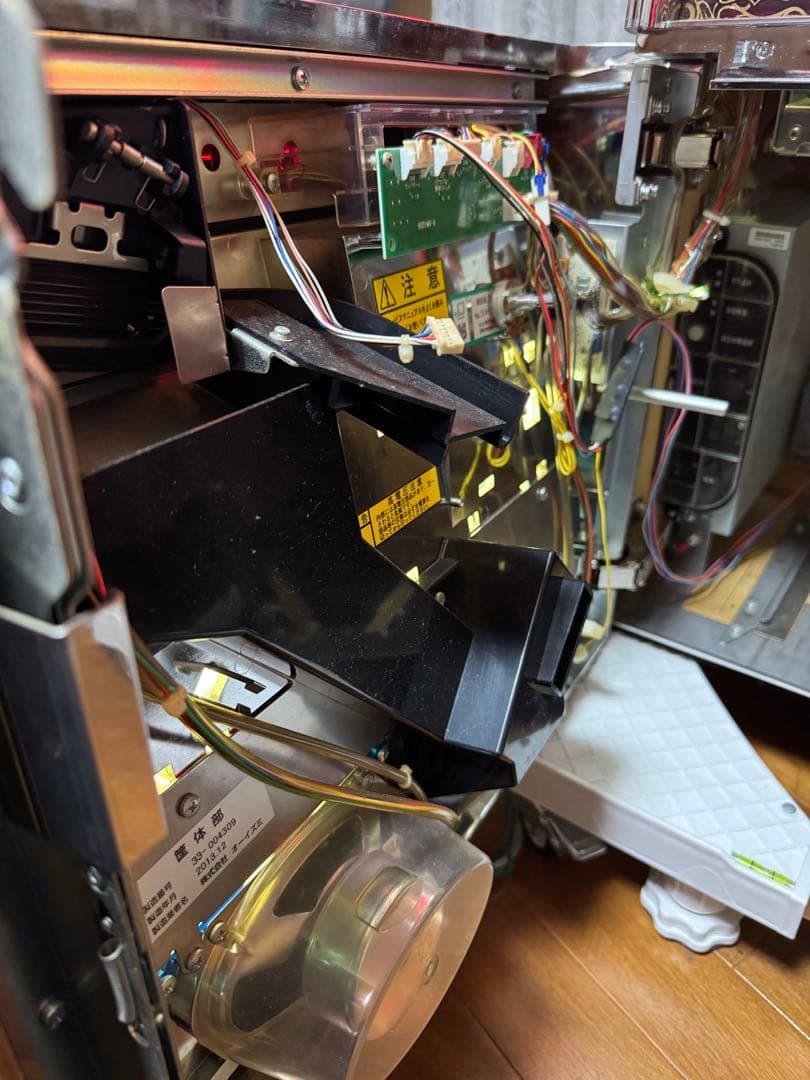 【希少台　送料込み】パチスロ実機　うみねこのなく頃に　不要機付き