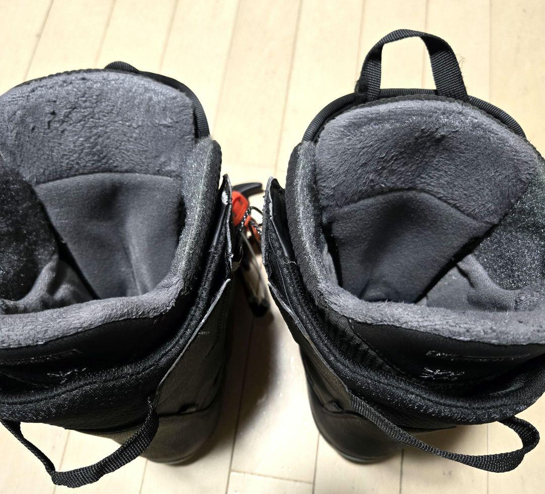 BURTON 19-20 RULER WIDE FIT Black　25センチ